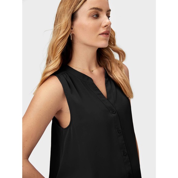 Maternity Notch Neck Button Placket Sleeveless Blouse black - Picture 5 of 9
